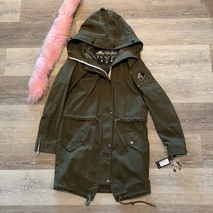 Moose Knuckles Mainville jacket size S, olive colour